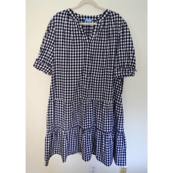 Draper James Dresses & Skirts - Draper James Gingham Tiered Button Front Dress